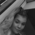 mollysx (molly solera) OnlyFans content 

 profile picture