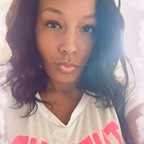 monaeluv Profile Picture