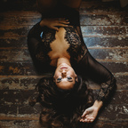 nikkicole17 Profile Picture