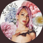 NuHousewife (@nuhousewife) Leaked OnlyFans 

 profile picture