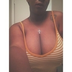 nylaxraine Profile Picture