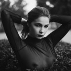 onlyhollymary Profile Picture