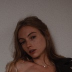 petiteblondeartist (Petite Blonde artist) OnlyFans Leaks 

 profile picture