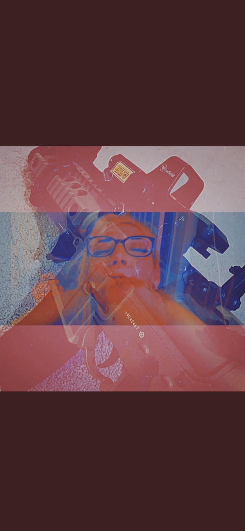 Video leaks pokinsmot