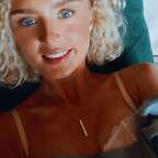 poppylorelei (Poppy Lorelei) OnlyFans Leaks 

 profile picture