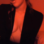 queen_ofhearts_ Profile Picture