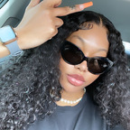 queendesonya Profile Picture