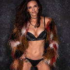reyreymarie (Rey Rey Marie) OnlyFans Leaked Pictures and Videos 

 profile picture