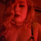shesatrainwreck Profile Picture