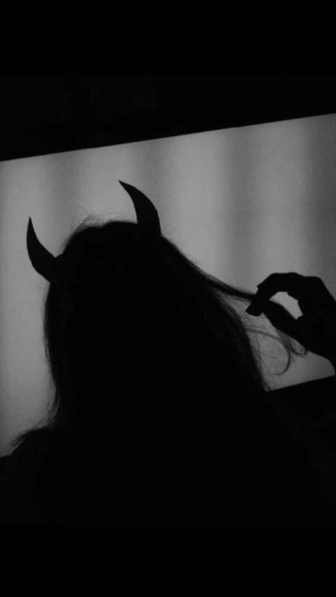 Video leaks shympathyforthedevil