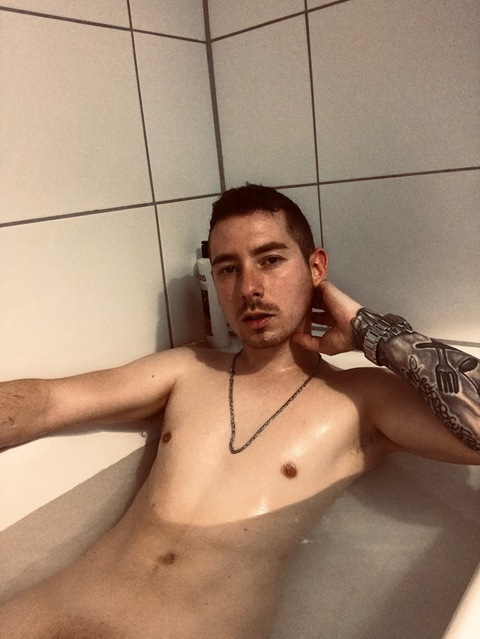 Video leaks simonshake