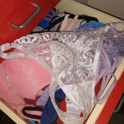 Video leaks sluttyclemmy