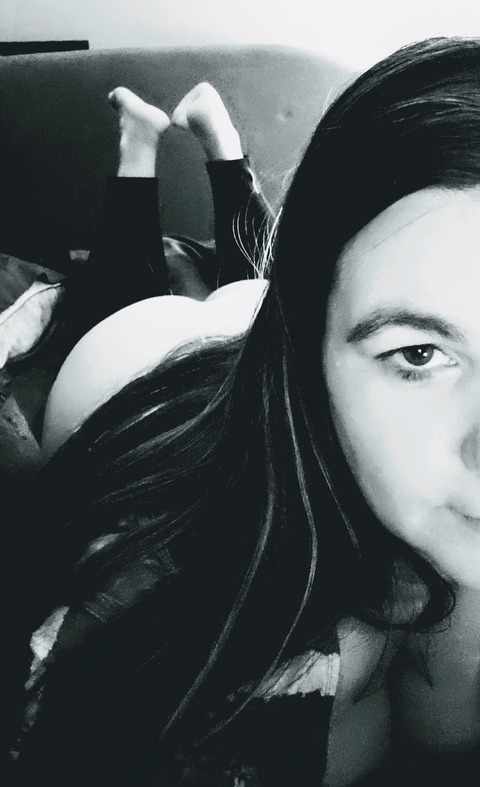 Video leaks smirk_on_sunshine