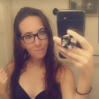 Mallory (@soakupthesun85) Leaks OnlyFans 

 profile picture