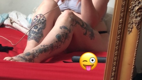 Video leaks tatts-thighs69