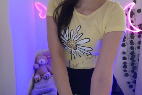 Video leaks teenybrunette