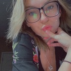 thatonemomhails Profile Picture
