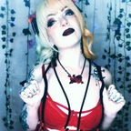 thatpinupwitch (Nik) OnlyFans Leaked Videos and Pictures 

 profile picture