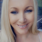 The Famous Mommy @thefamousmommy2 Leaks OnlyFans 

 profile picture
