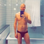 The Naked Author @thenakedauthor Leaked OnlyFans 

 profile picture