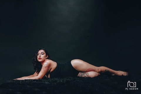 Video leaks therealqueenhoneyb