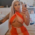 therealwika (therealwika_) OnlyFans Leaks 

 profile picture