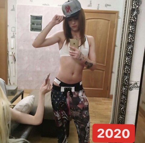 Video leaks topandbottom