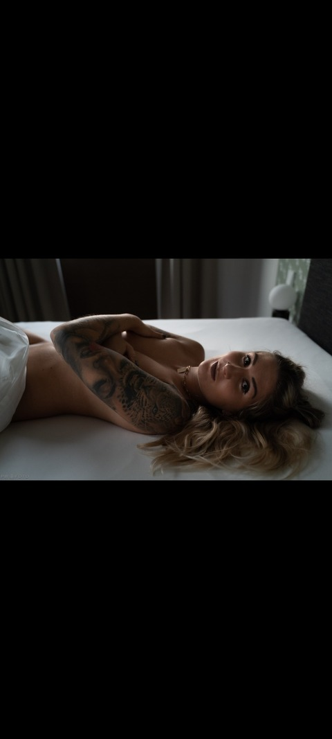 Video leaks u132340787