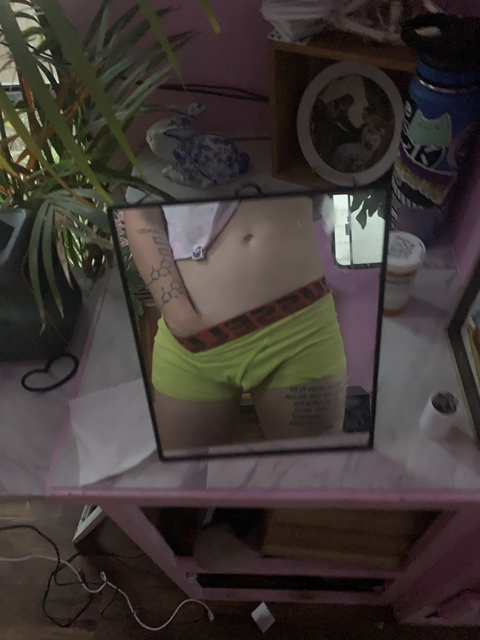 Video leaks u58030172