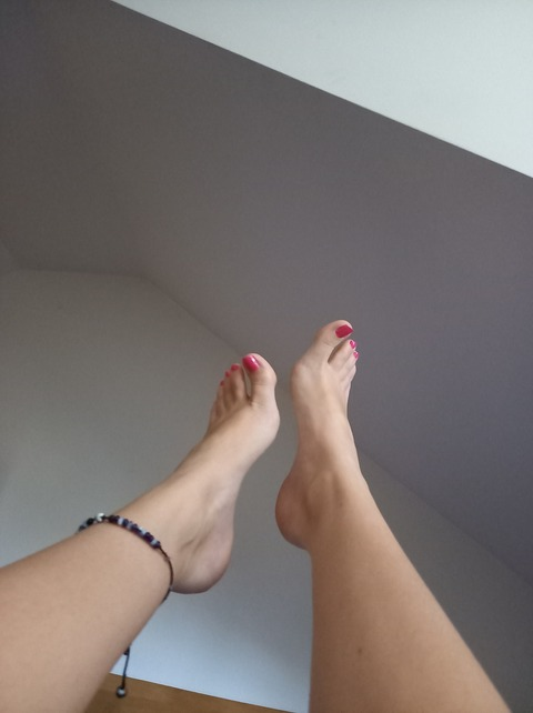 Video leaks vegan-feet
