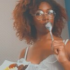 velvethoneybee (Velvet Honey Bee) free OnlyFans Leaked Content 

 profile picture