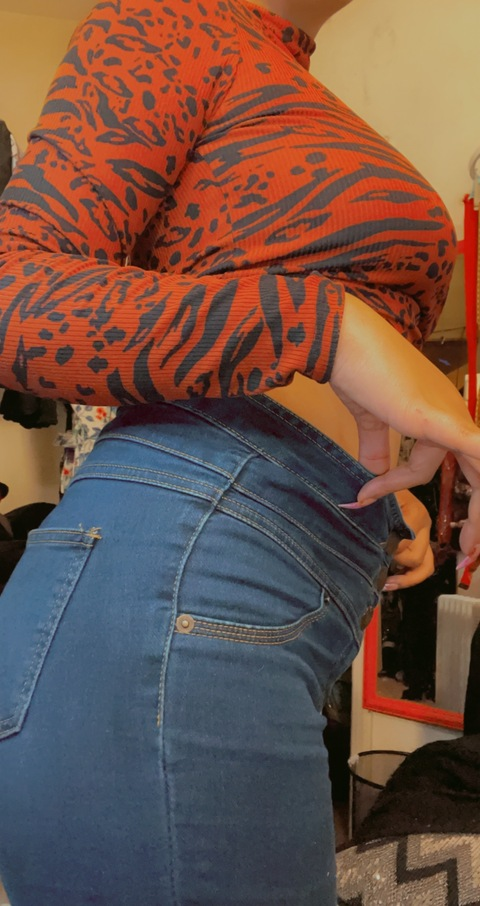 Video leaks veryintroverted