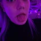 yoxmolly Profile Picture